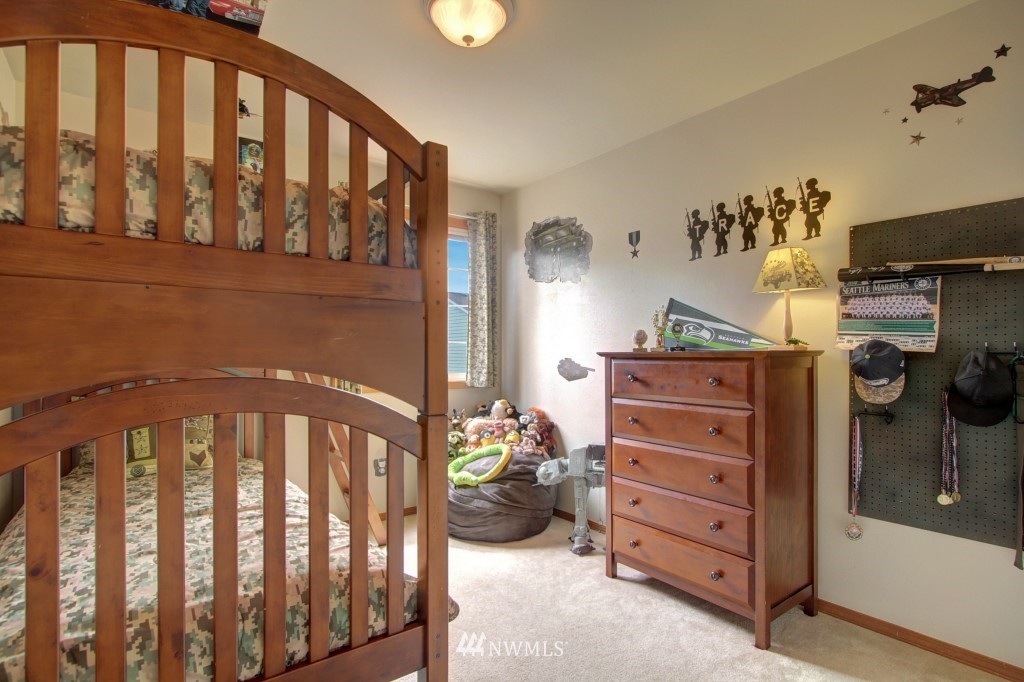 1123 185th Place Southeast Bothell, WA 98012 - Photo 17 of 19
