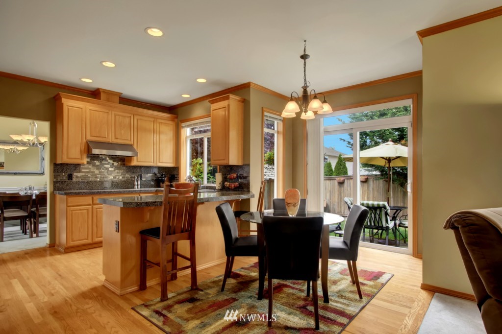 1123 185th Place Southeast Bothell, WA 98012 - Photo 7 of 19
