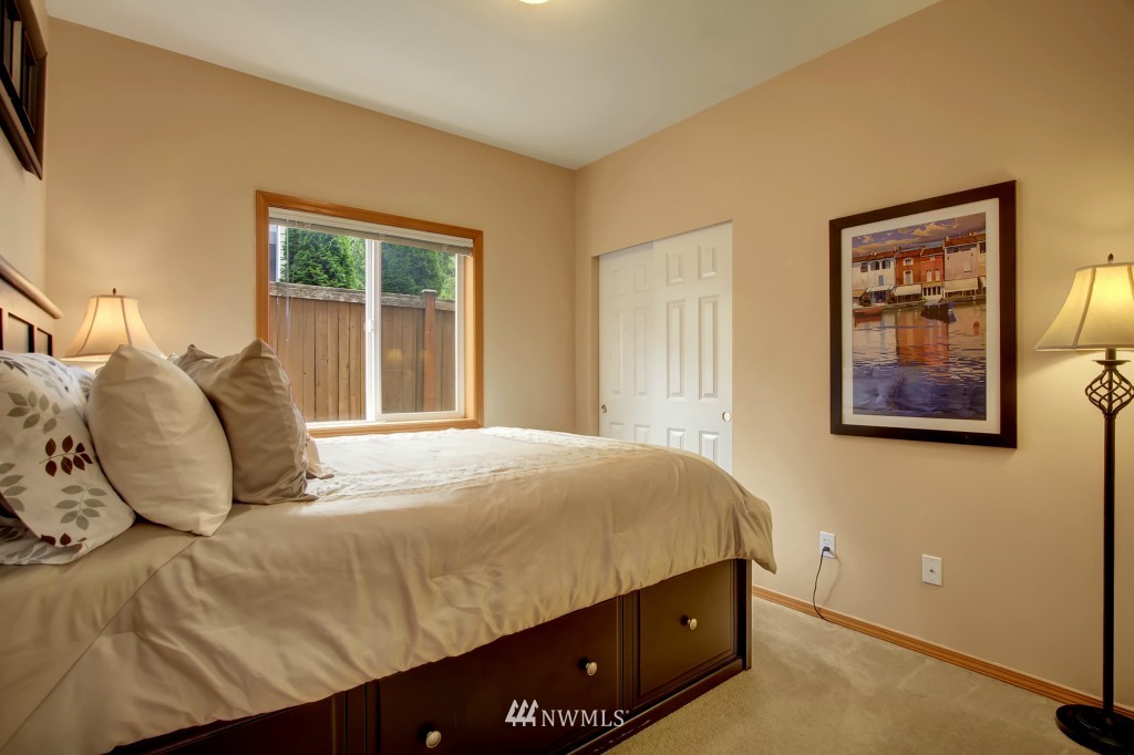 1123 185th Place Southeast Bothell, WA 98012 - Photo 10 of 19