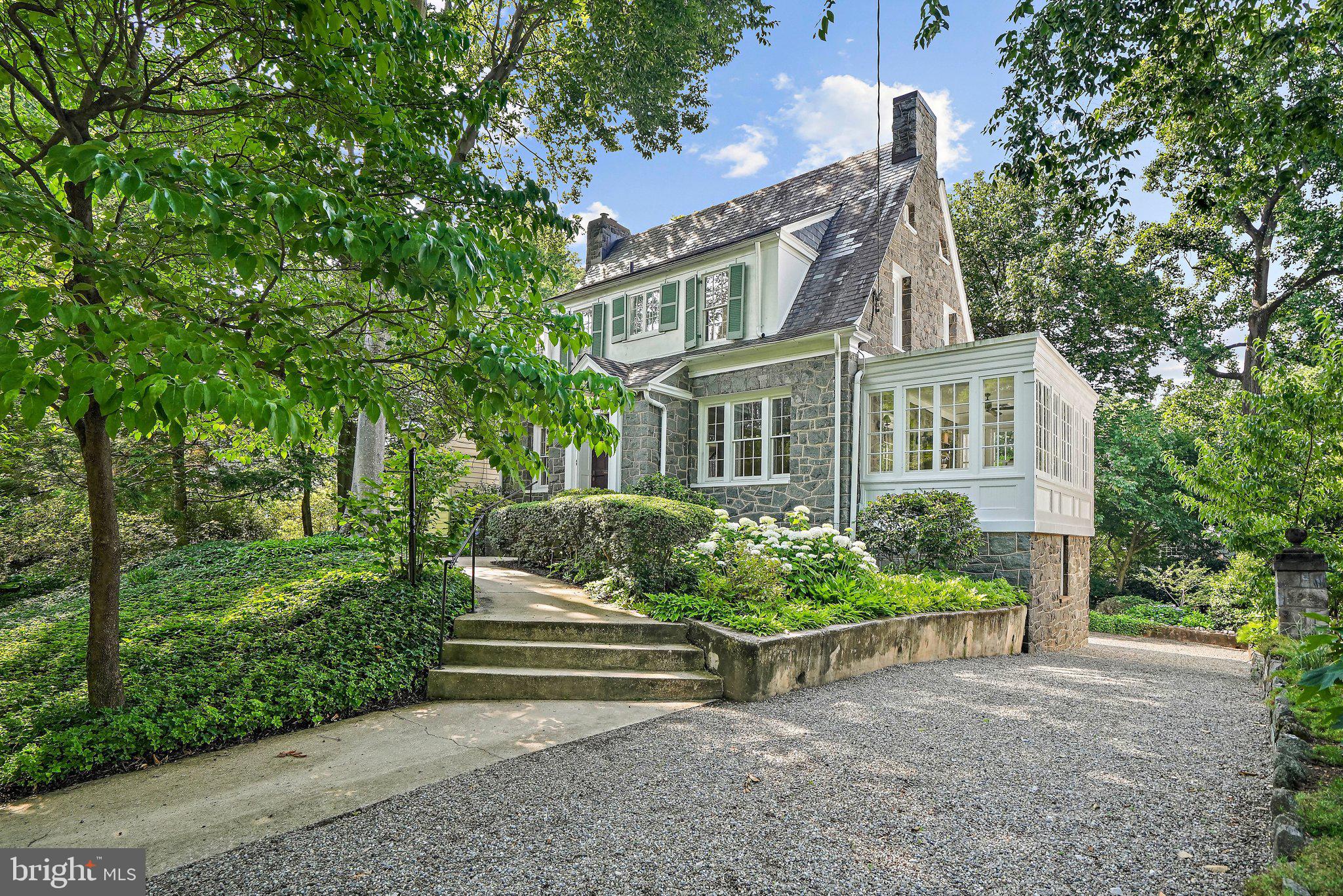 3612 Albemarle Street Northwest Washington, DC 20008 - Photo 3 of 42