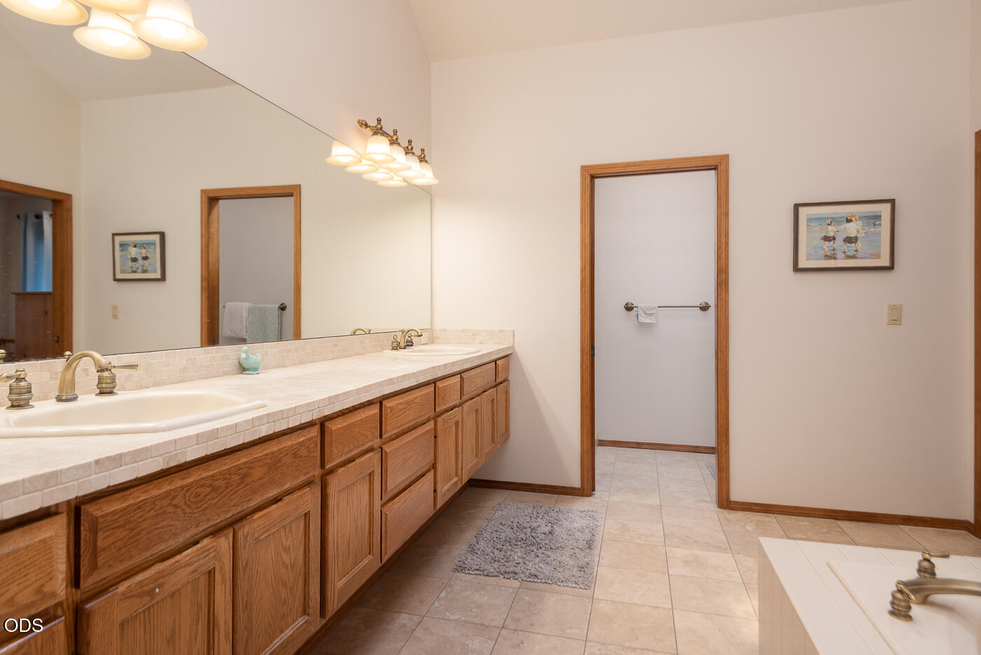 60894 Willow Creek Loop Bend, OR 97702 - Photo 18 of 36