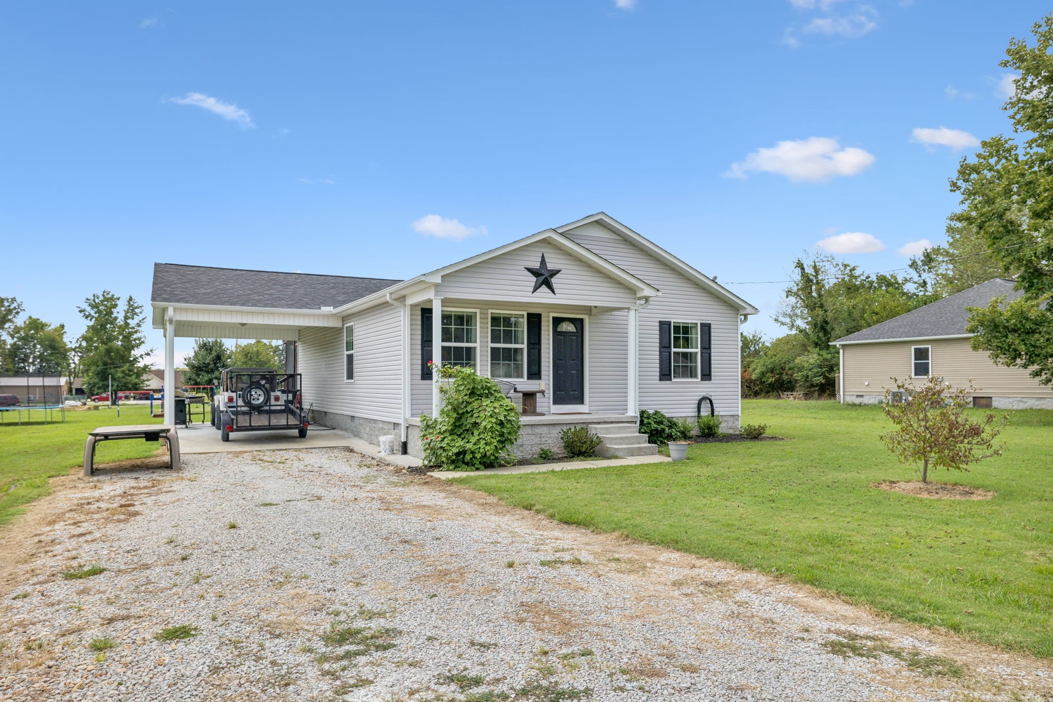 112 Liza Beth Road Hohenwald, TN 38462 - Photo 4 of 31 Gallery Image 4