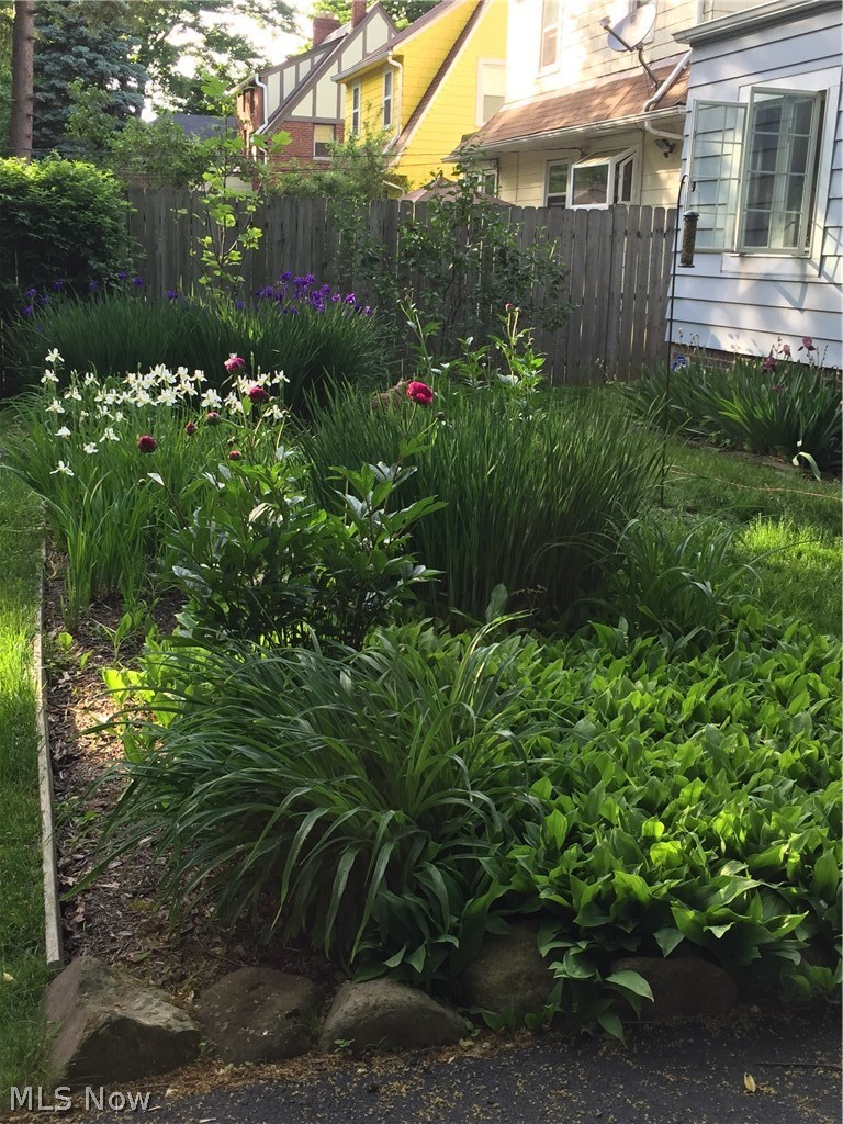 1082 Allston Road Cleveland Heights, OH 44121 - Photo 32 of 35