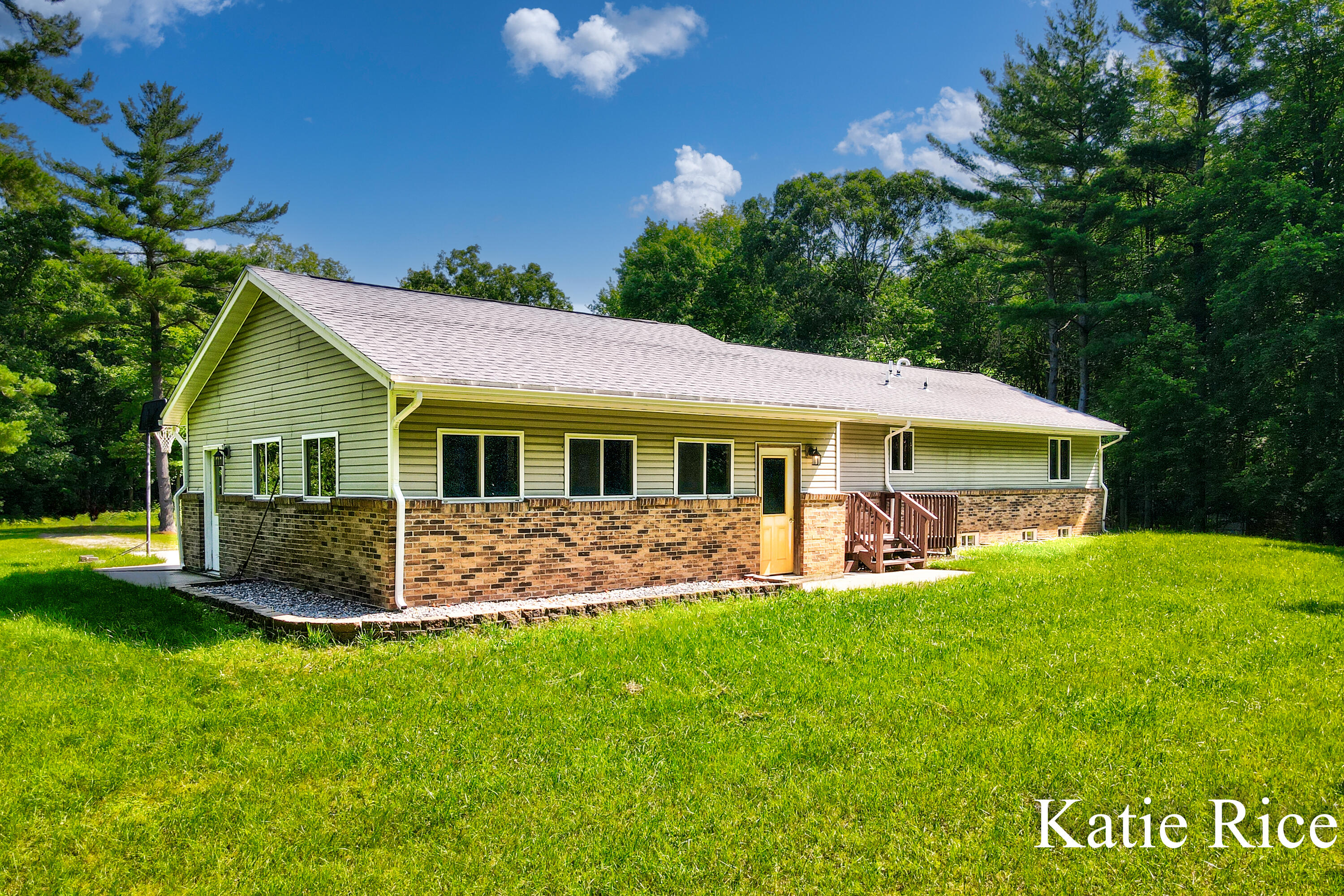 1975 Orshal Road Muskegon, MI 49445 - Photo 51 of 65 Katie Rice 1975 Orsha Rd-51