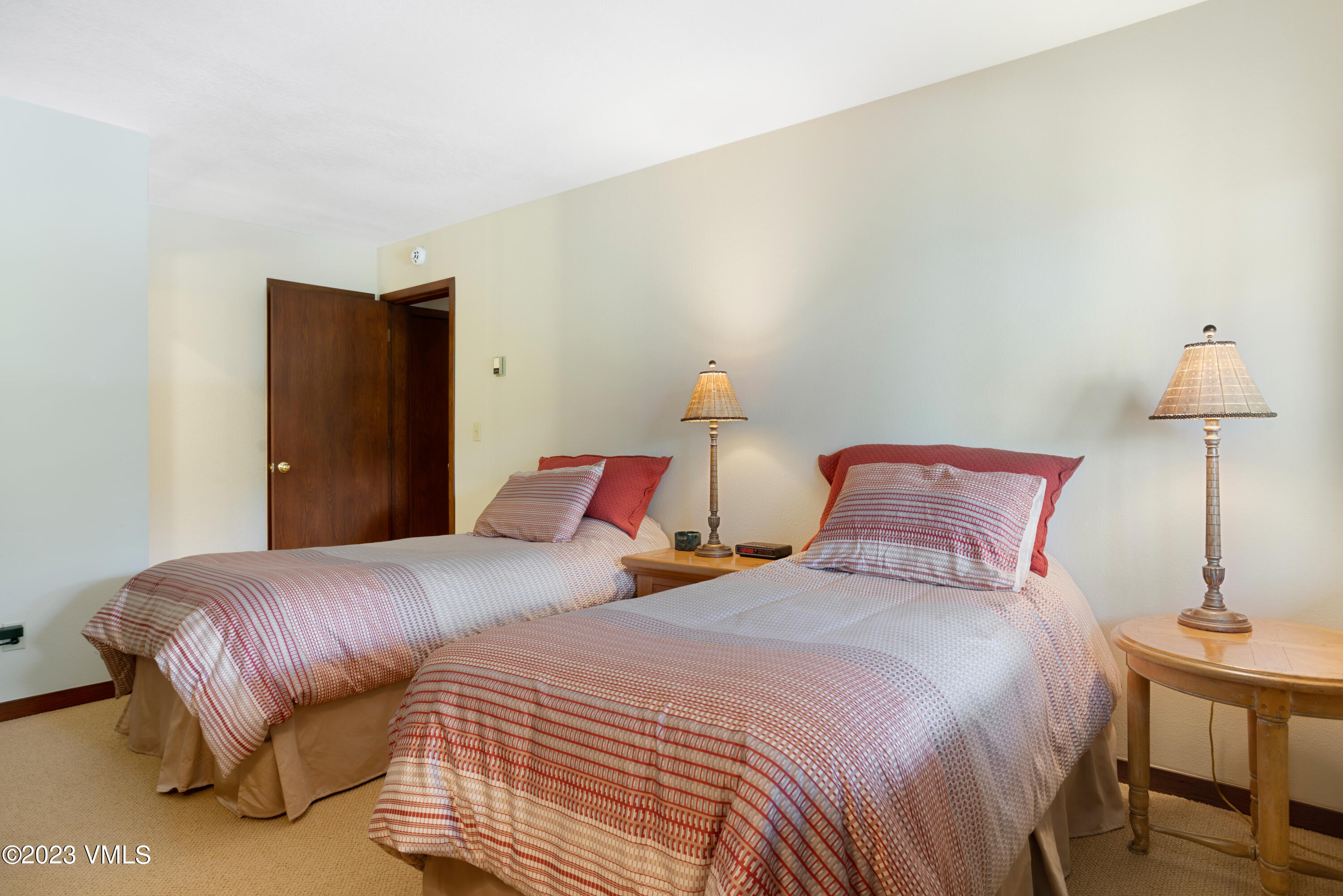 1881 Lions Ridge Loop, Unit 6C Vail, CO 81657 - Photo 19 of 27 1881 Lionsridge Loop 6 High Res-24