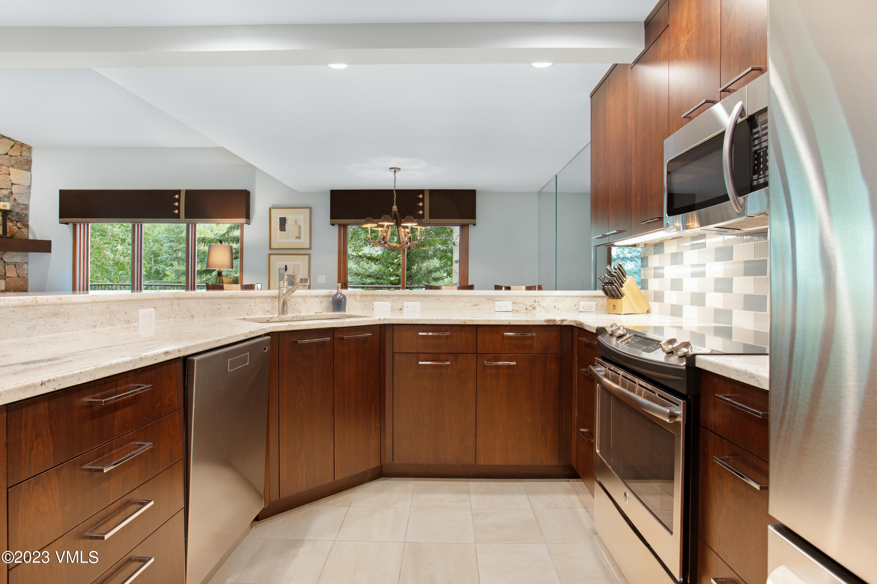 1881 Lions Ridge Loop, Unit 6C Vail, CO 81657 - Photo 3 of 27 1881 Lionsridge Loop 6 High Res-10