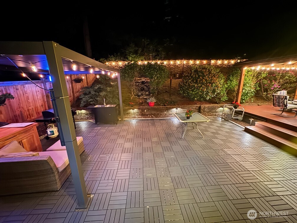 6108 133rd Place Southwest Edmonds, WA 98026 - Photo 12 of 40 a view of swimming pool with sitting area