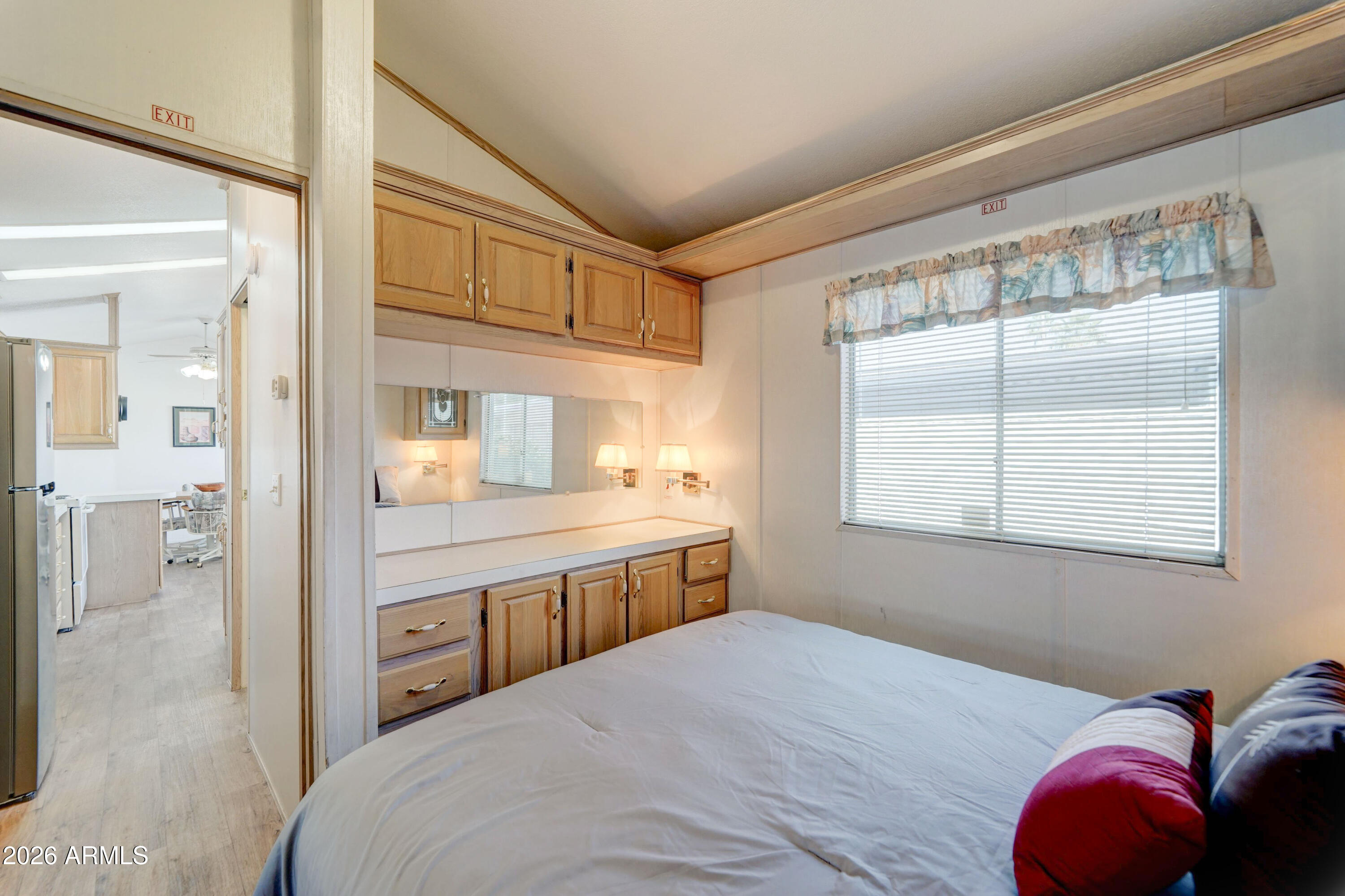 111 South Greenfield Road, Unit 520 Mesa, AZ 85206 - Photo 2 of 28 a spacious bathroom with a granite countertop sink mirror and a bathtub