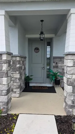 $3,500 | 2320 Stratten Drive, Zephyrhills, FL 33541
