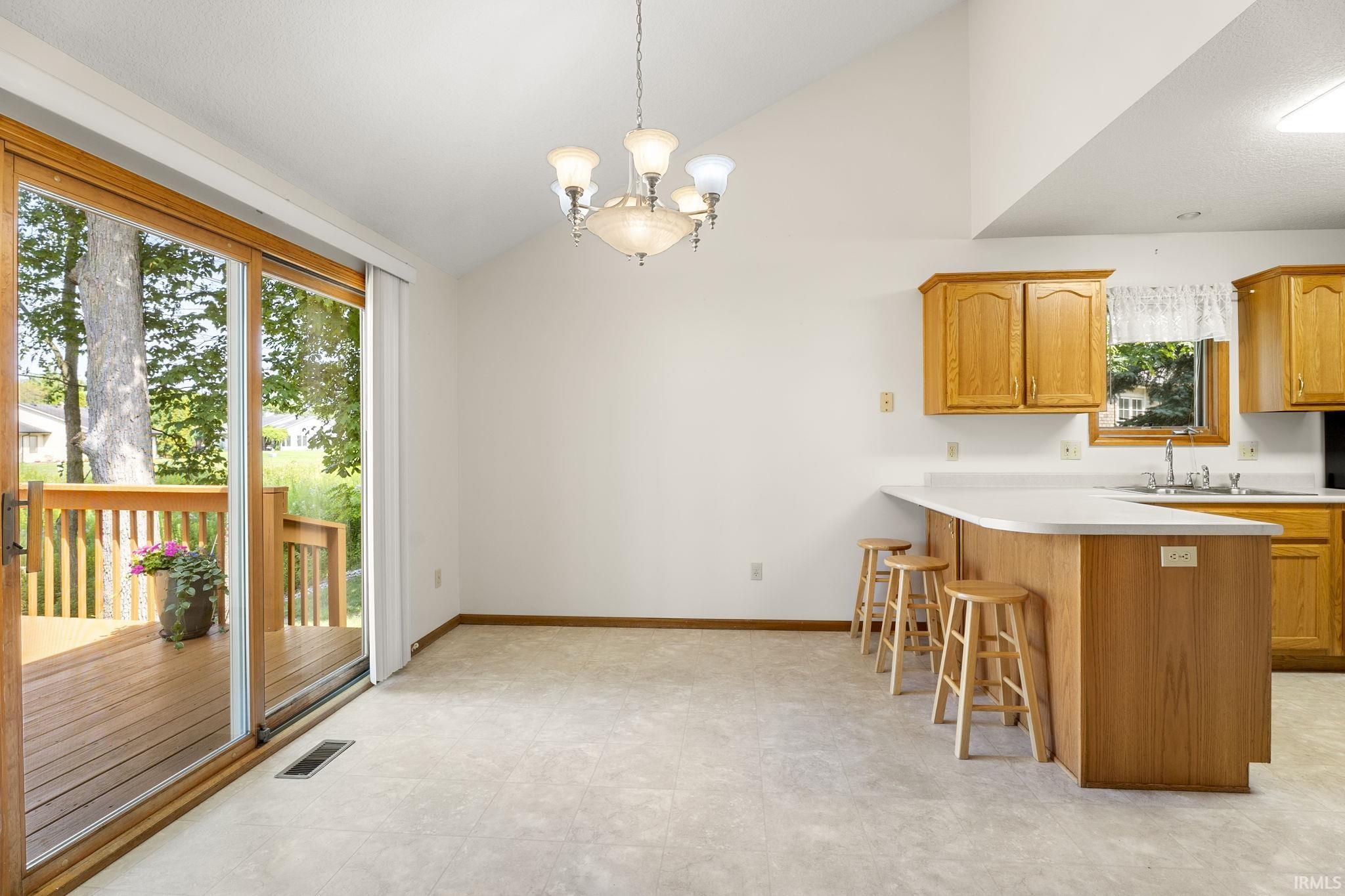 3032 Hedgerow Pass Fort Wayne, IN 46804 - Photo 12 of 34