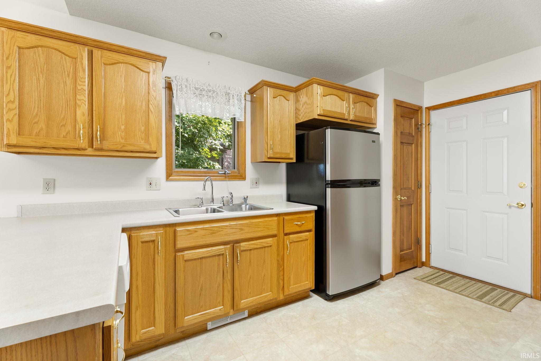 3032 Hedgerow Pass Fort Wayne, IN 46804 - Photo 15 of 34