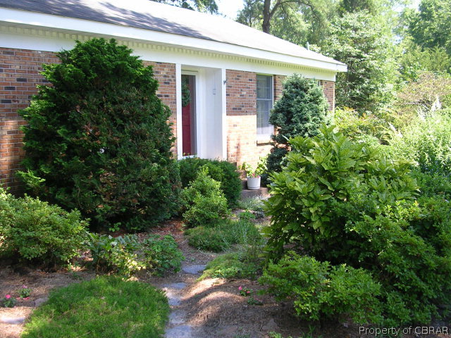 311 Haven Beach Road Moon, VA 23119 - Photo 21 of 34