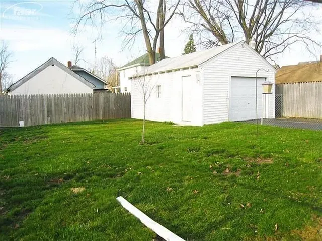 $65,000 | 616 Pettibone Avenue, Flint, MI 48507