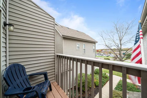 $299,999 | 500 Edwards Boulevard, Unit 9, Lake Geneva, WI 53147