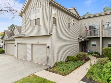 $299,999 | 500 Edwards Boulevard, Unit 9, Lake Geneva, WI 53147