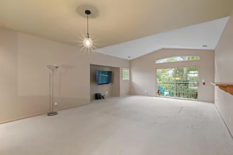 $299,999 | 500 Edwards Boulevard, Unit 9, Lake Geneva, WI 53147