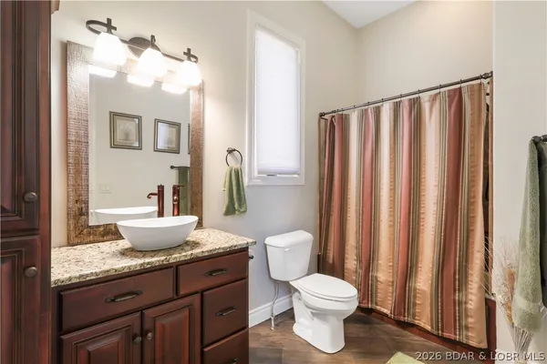 $562,000 | 505 Osage River Bridge, Lake Ozark, MO 65049