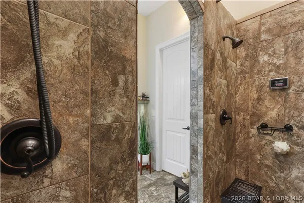 $562,000 | 505 Osage River Bridge, Lake Ozark, MO 65049