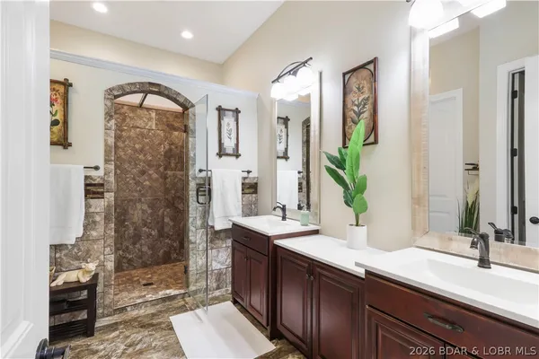 $562,000 | 505 Osage River Bridge, Lake Ozark, MO 65049