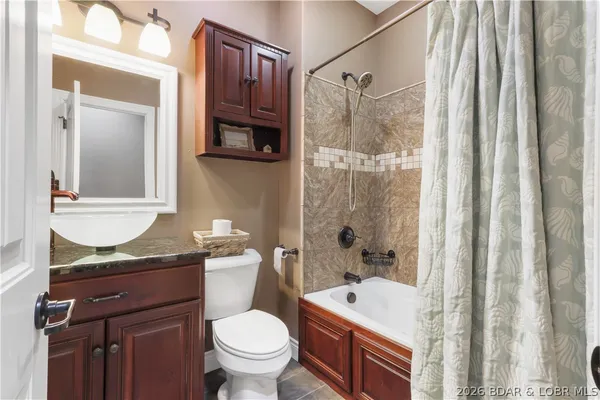 $562,000 | 505 Osage River Bridge, Lake Ozark, MO 65049