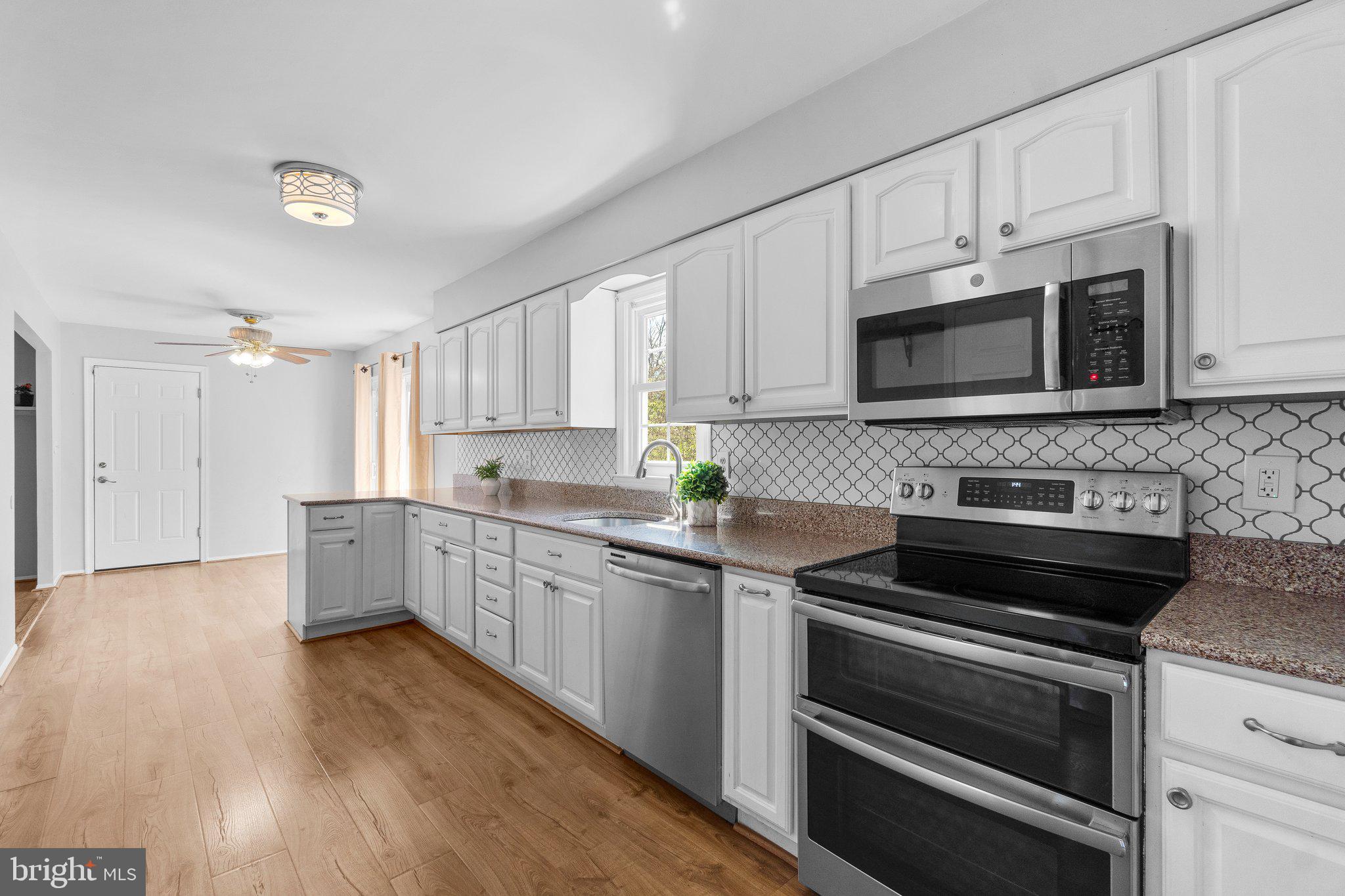 5588 Linton Road Sykesville, MD 21784 - Photo 11 of 48 Kitchen