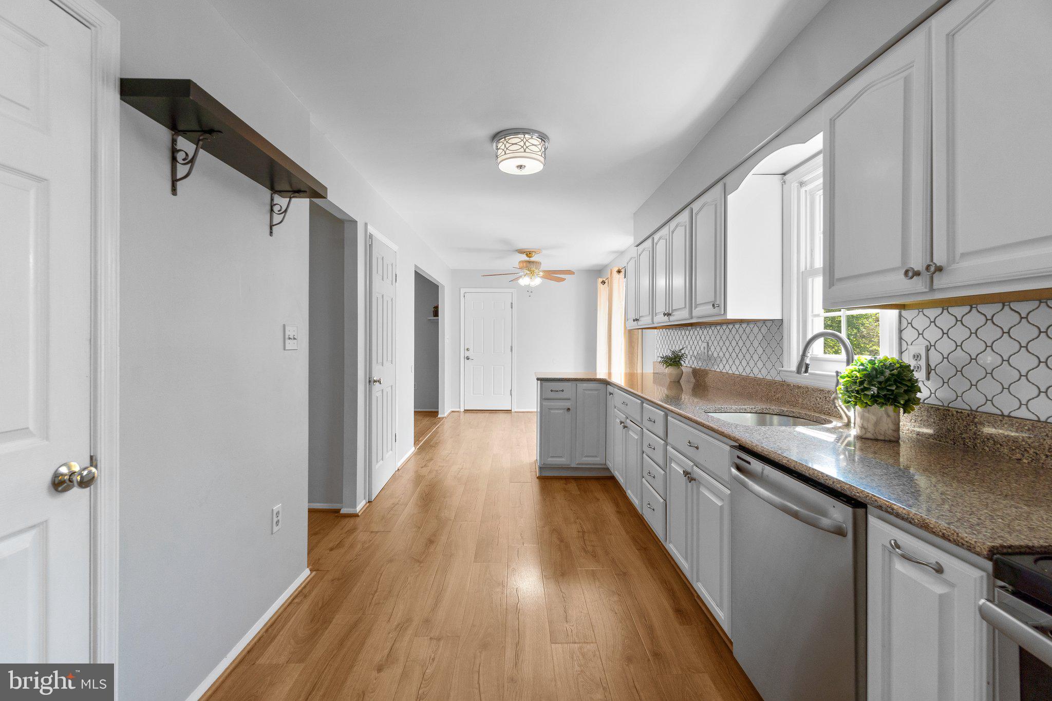 5588 Linton Road Sykesville, MD 21784 - Photo 12 of 48 Kitchen