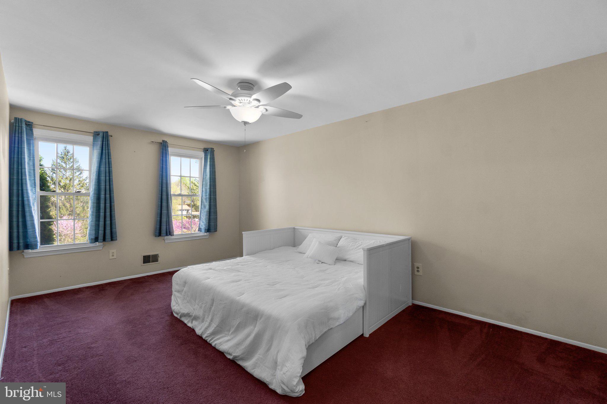 5588 Linton Road Sykesville, MD 21784 - Photo 22 of 48 Primary Bedroom