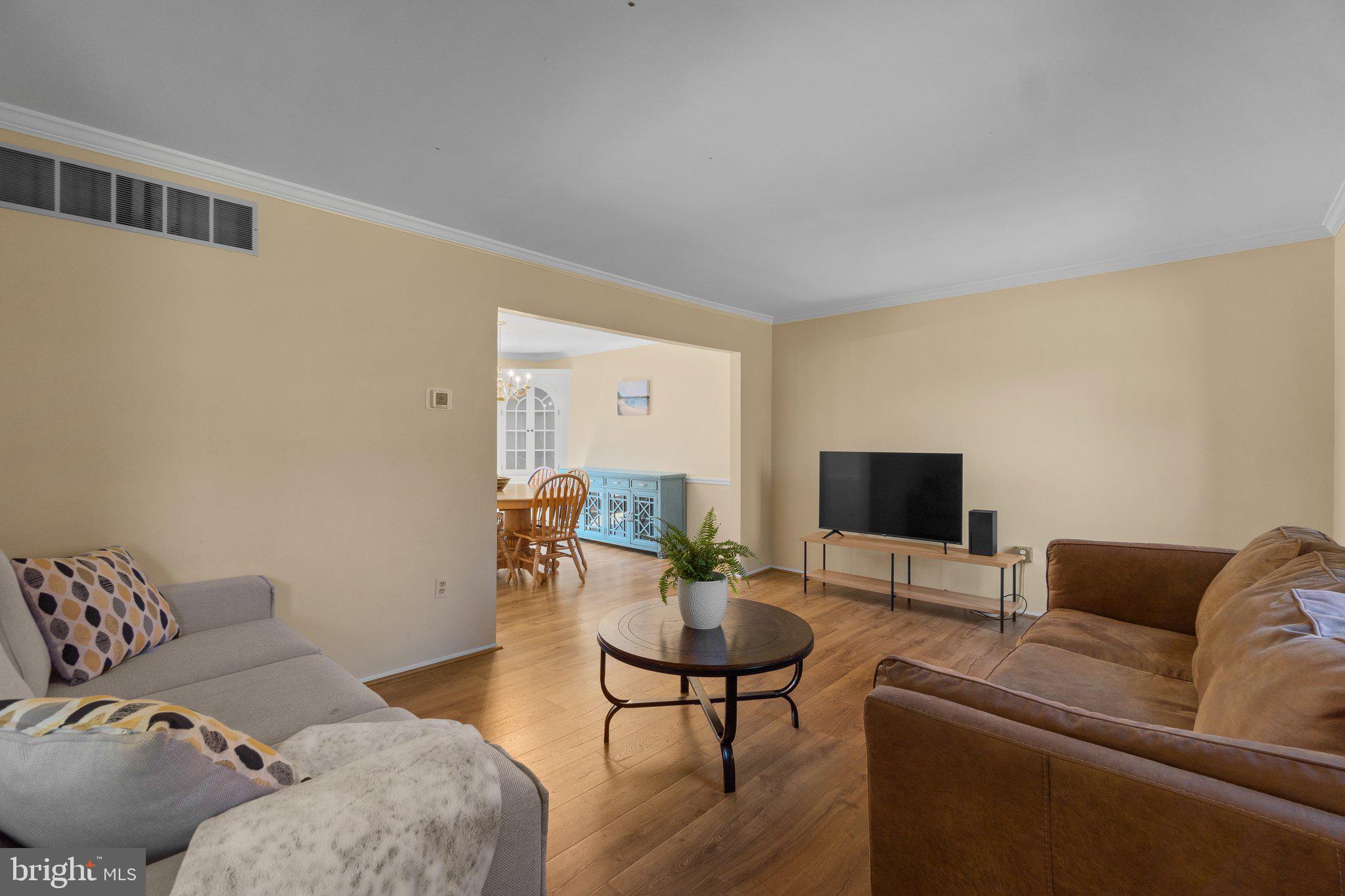 5588 Linton Road Sykesville, MD 21784 - Photo 5 of 48 Family Room