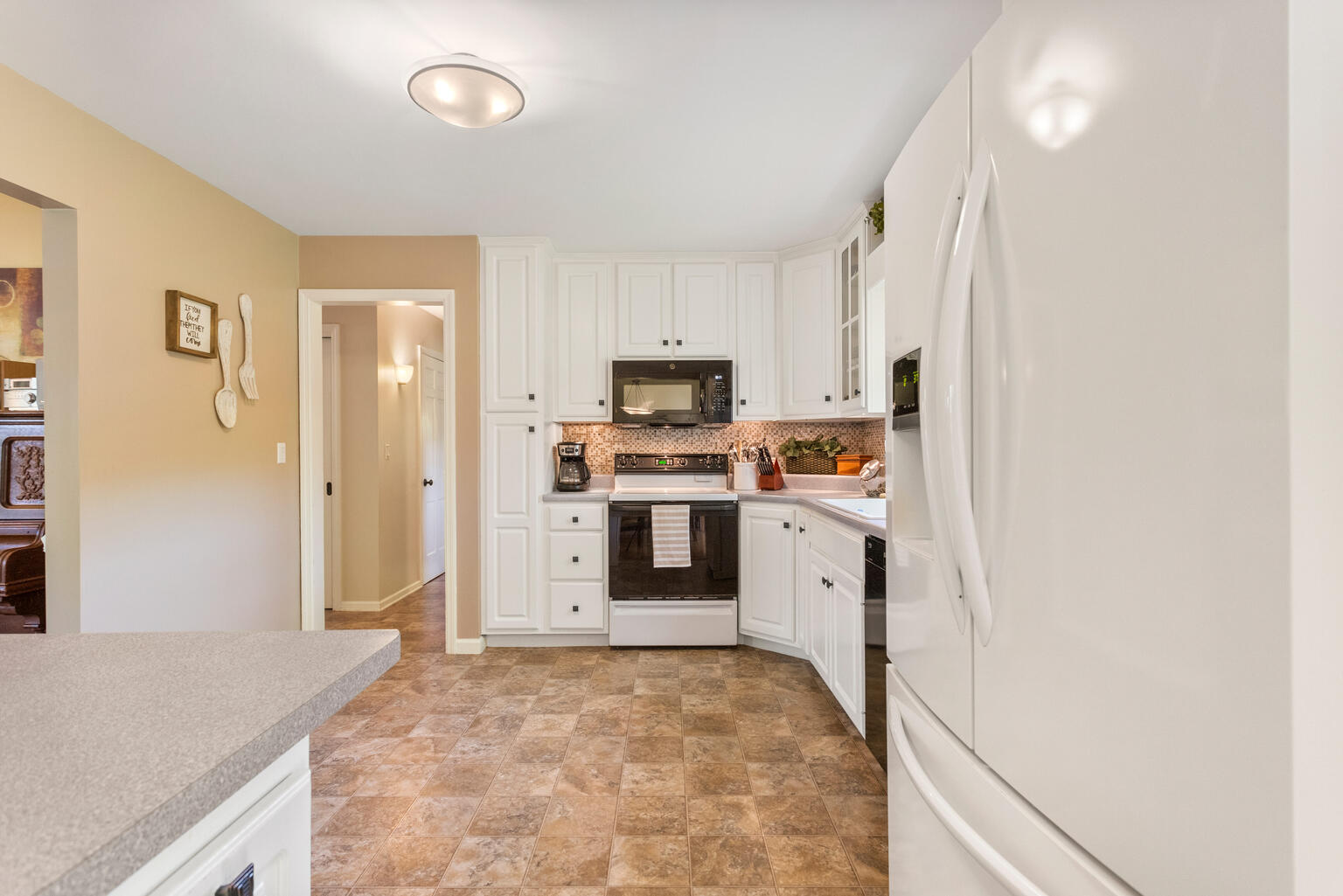 103 Lone Beech Road Monticello, IL 61856 - Photo 14 of 37 Gallery Image 14