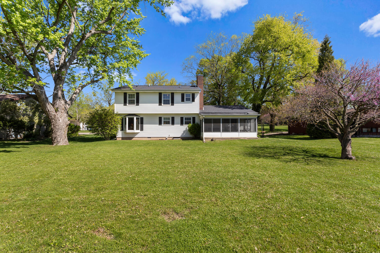 103 Lone Beech Road Monticello, IL 61856 - Photo 5 of 37 Gallery Image 5