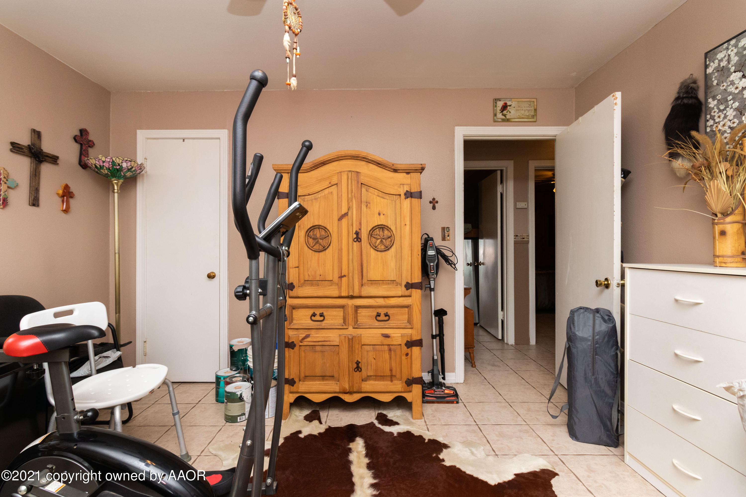 4600 Parker Street Amarillo, TX 79110 - Photo 16 of 28 a view of a room with gym equipment