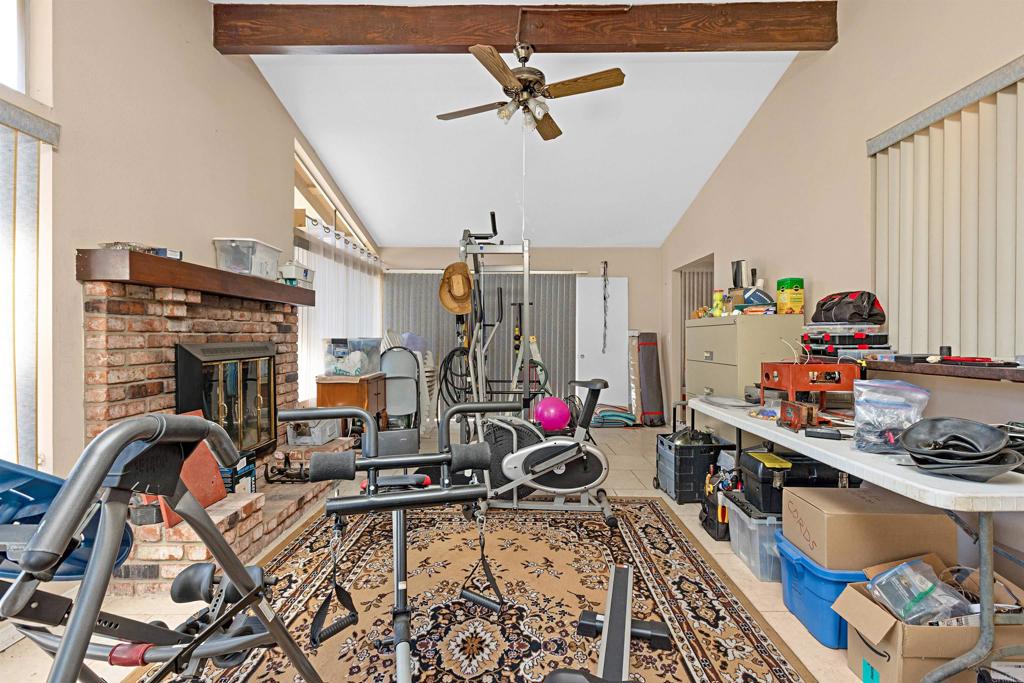 609 Roca Place Vista, CA 92084 - Photo 17 of 43 Gallery Image 17