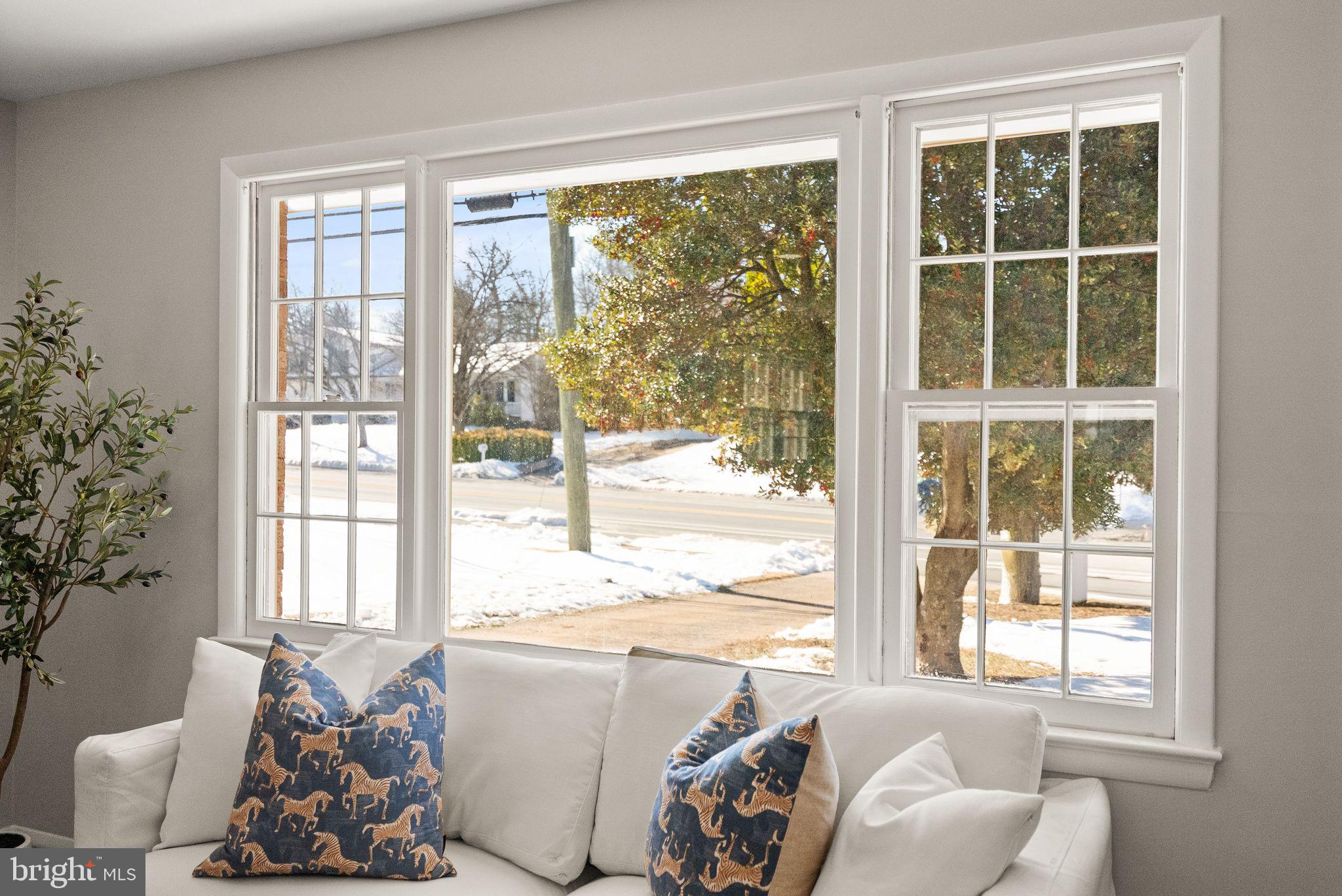 14724 Braddock Road Centreville, VA 20120 - Photo 2 of 44