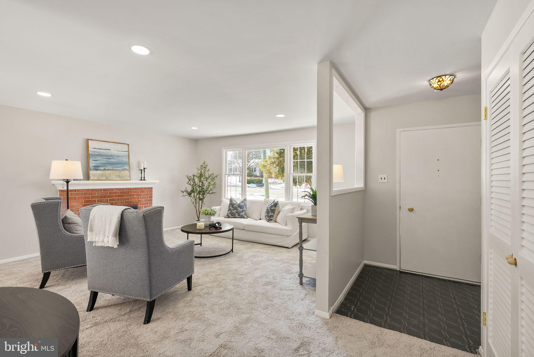 14724 Braddock Road Centreville, VA 20120 - Photo 4 of 44