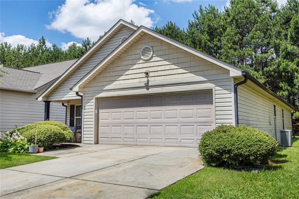 5089 Summerview Way Morrow, GA 30260 - Photo 2 of 24