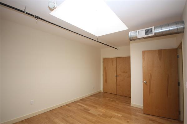 137-139 Pearl Street, Unit 3 Boston, MA 02110 - Photo 8 of 13