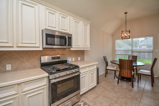 $2,300 | 21930 Grand Brook Lane, Richmond, TX 77469