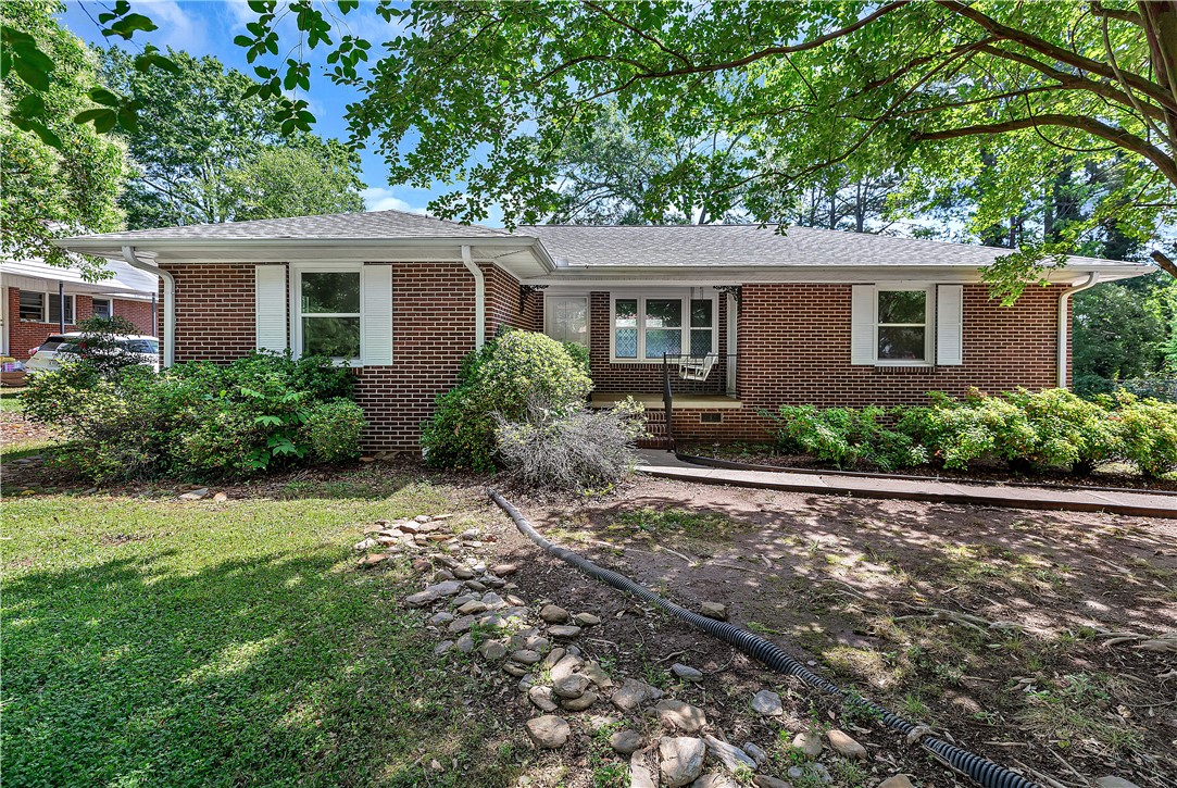 2400 Lane Avenue Anderson, SC 29621 - Photo 1 of 32 Gallery Image 1