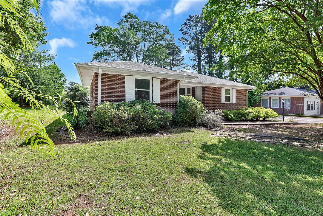 2400 Lane Avenue Anderson, SC 29621 - Photo 2 of 32 Gallery Image 2