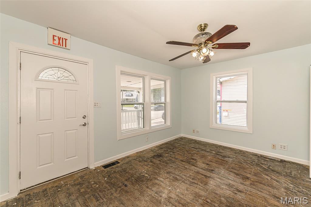 3008 Nameoki Road Granite City, IL 62040 - Photo 8 of 34