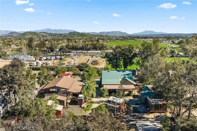 $1,100,000 | 6091 Appaloosa Avenue, Jurupa Valley, CA 92509