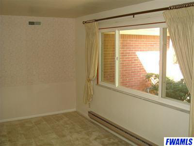 2215 Dunkelberg Road Fort Wayne, IN 46819 - Photo 3 of 19