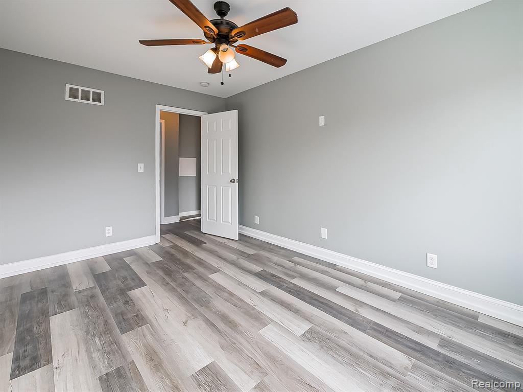 13 Mohawk Road Pontiac, MI 48341 - Photo 16 of 24