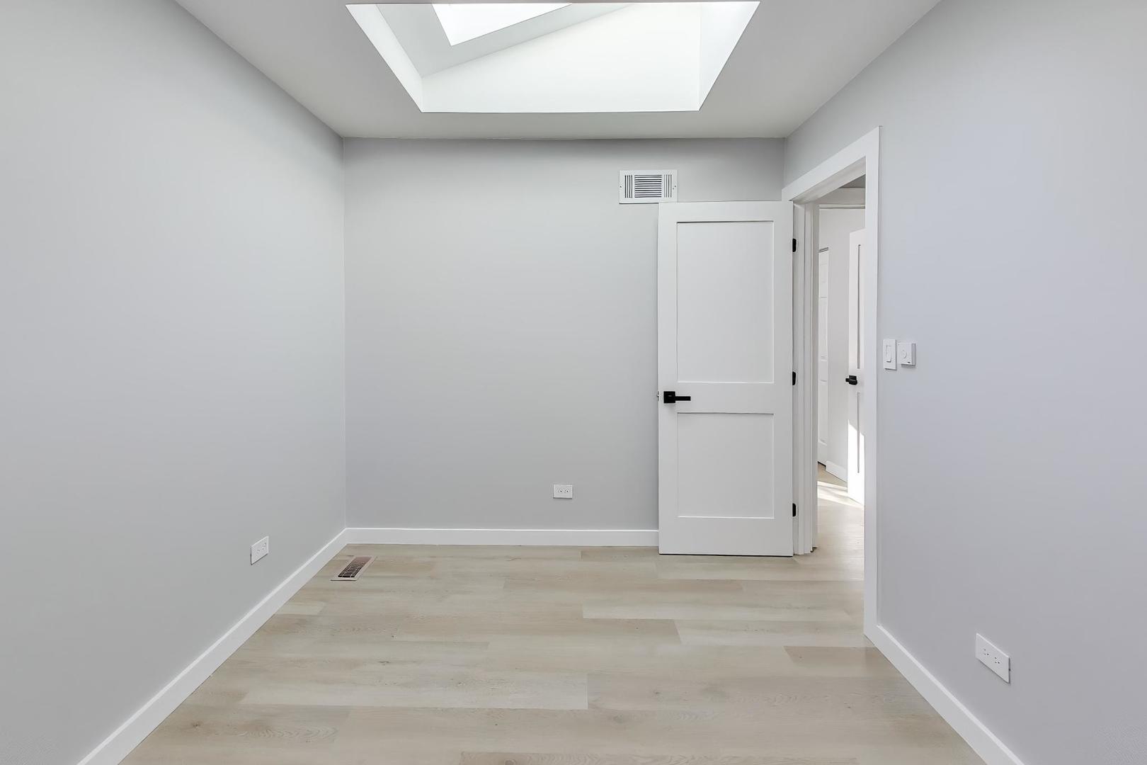 2N660 Valewood Road West Chicago, IL 60185 - Photo 13 of 22