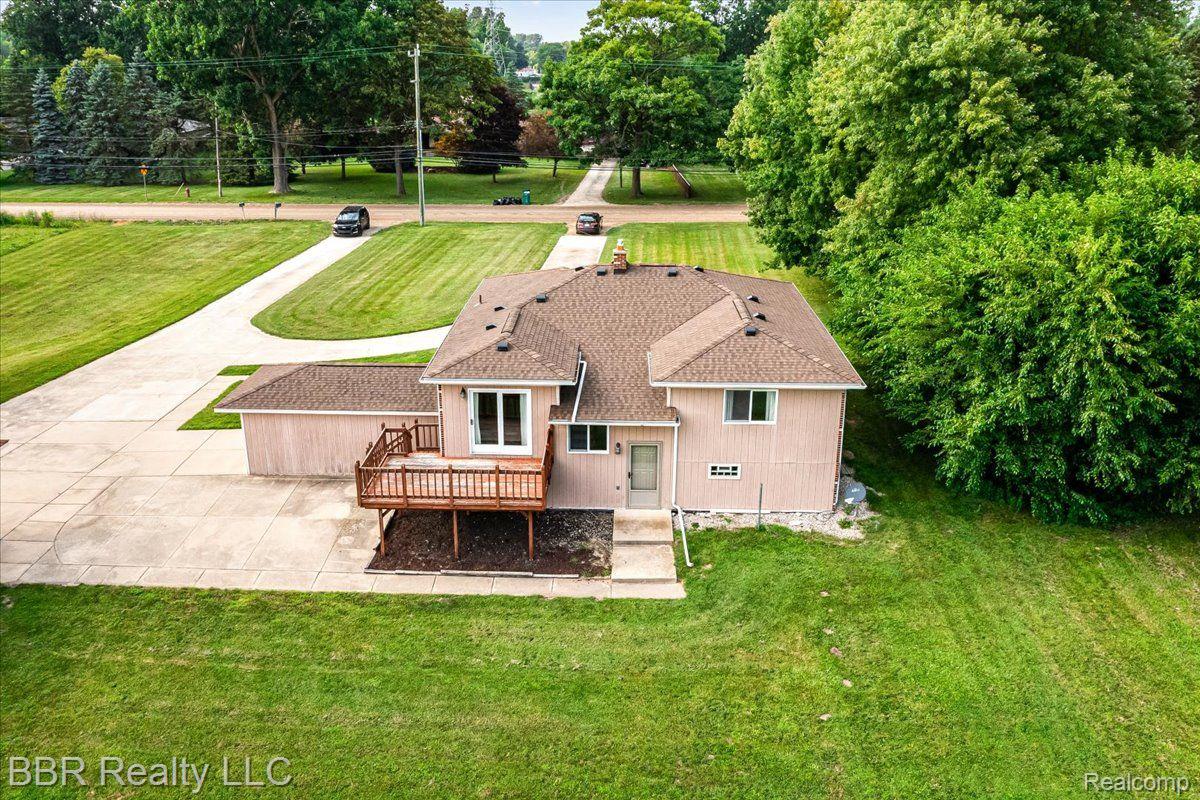 27771 West Road New Boston, MI 48164 - Photo 10 of 45 Gallery Image 10