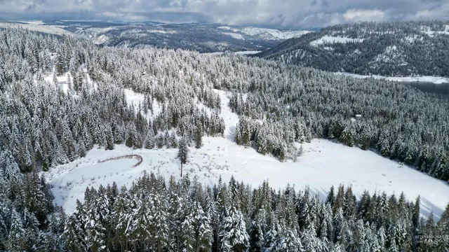 $324,900 | Tbd Galloway Drive, Lenore, ID 83541