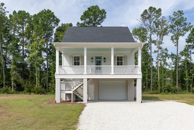 $825,000 | 3102 Hailey Court, McClellanville, SC 29458