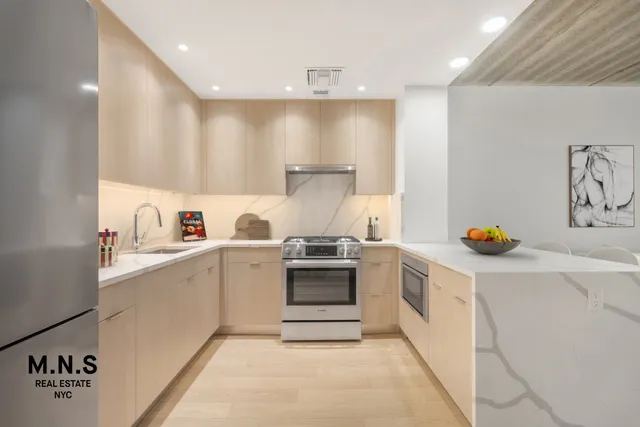 $895,000 | 175 Spencer Street, Unit 1D | Bedford-Stuyvesant