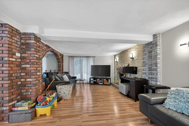 $823,000 | 74 Alandale Parkway, Norwood, MA 02062