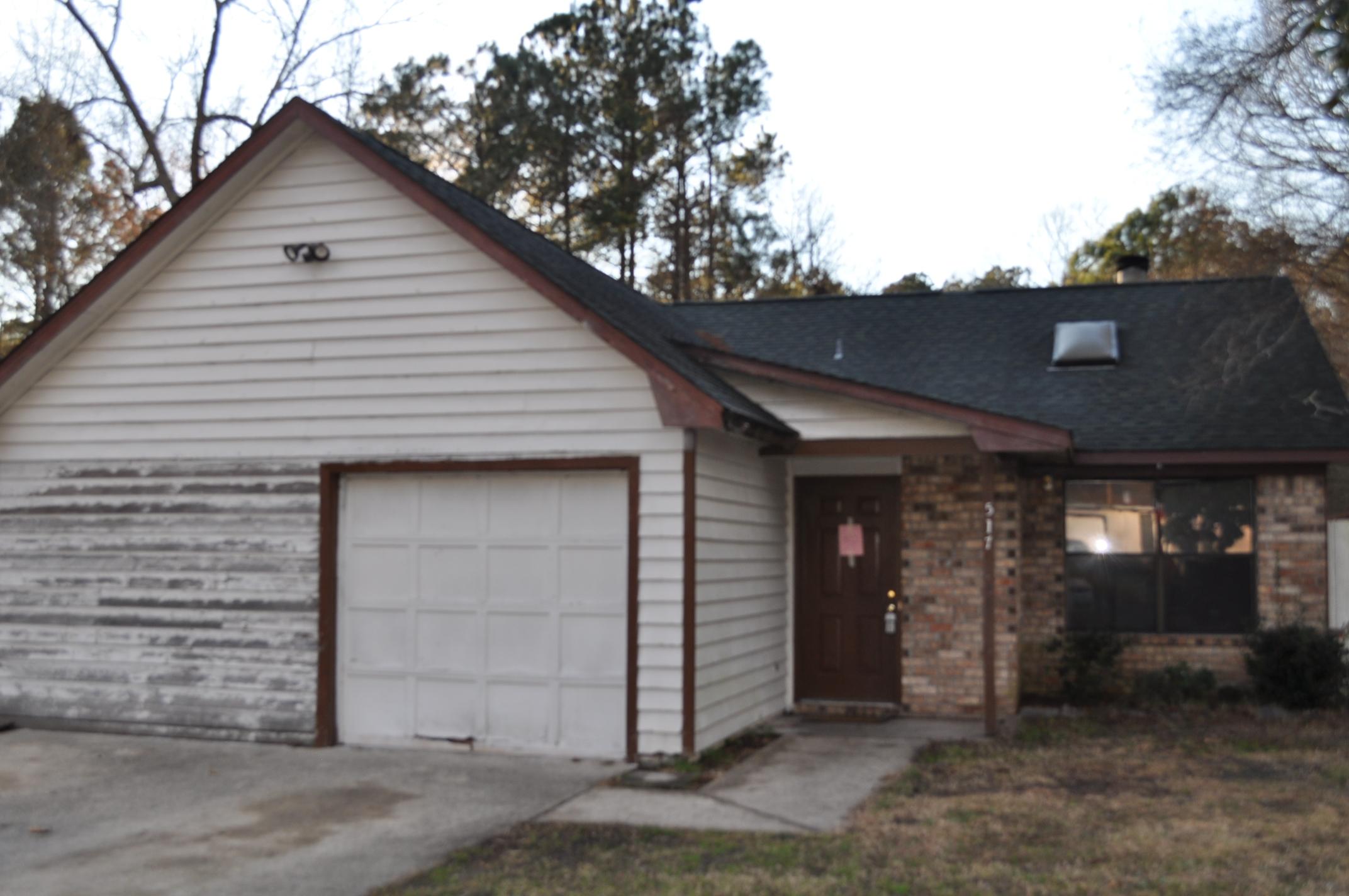 517 Temple Road Ladson, SC 29456 - Photo 1 of 10 Front